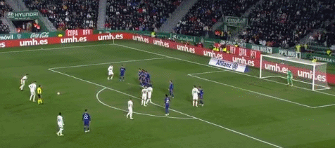 巴萨欧冠连续九场失球，追平最差零封纪录