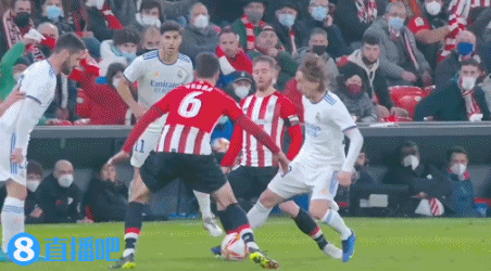 阿隆索命悬一线！皇马主席不满现代足球理念，欧冠生死战或成转折点