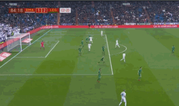 巴萨在塞维利亚对阵贝蒂斯的百年对决：历史的延续与未来的碰撞